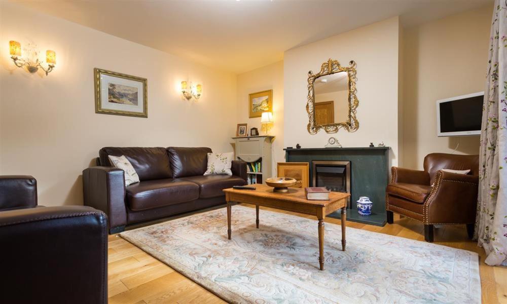 Oaklea Villa Ембълсайд Екстериор снимка